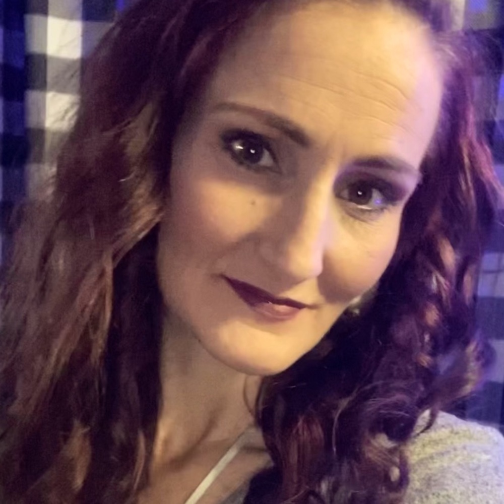 Meet your Posher, Candace